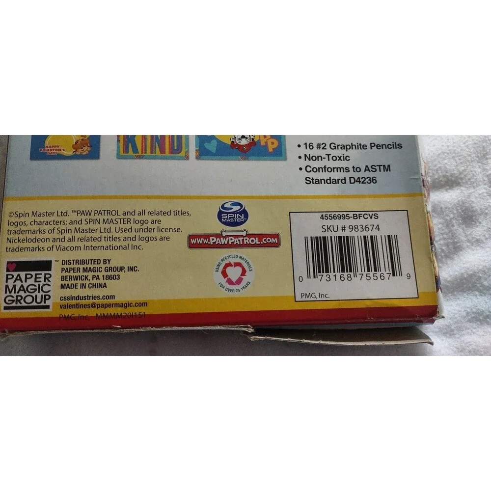 Valentines Day Cards (Box of 16) Nickelodeon Paw Patrol with Pencils